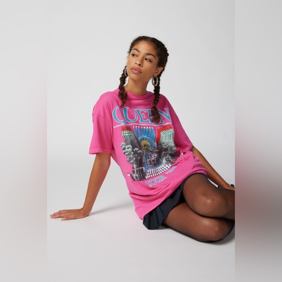 Urban Outfitters Tops - UO Queen Band Tee